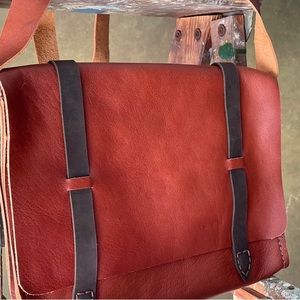 100% natural leather 100% Handmade